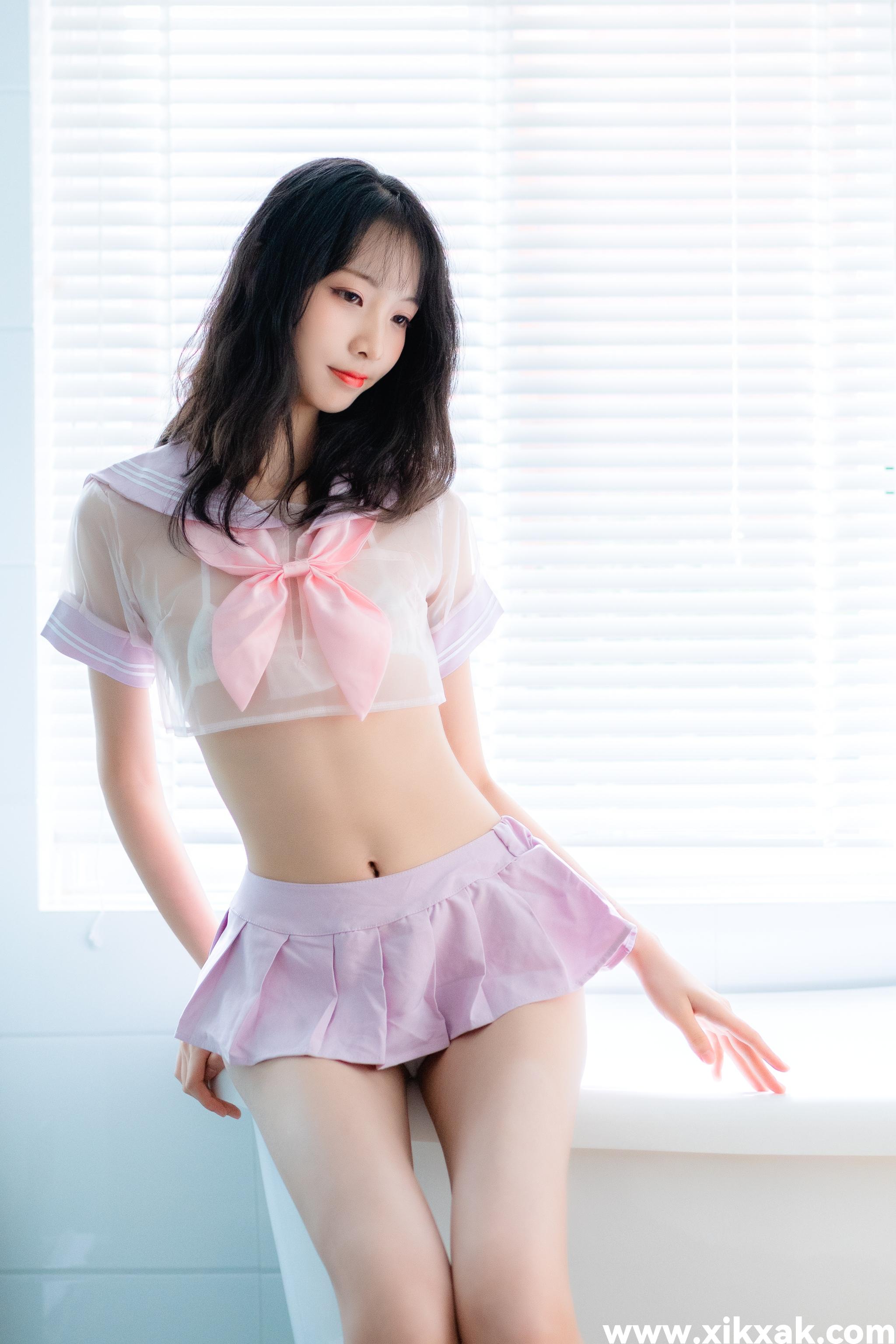 西瓜少女 – NO.09 私房浴缸 [23P]